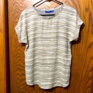 Apt 9 size medium top